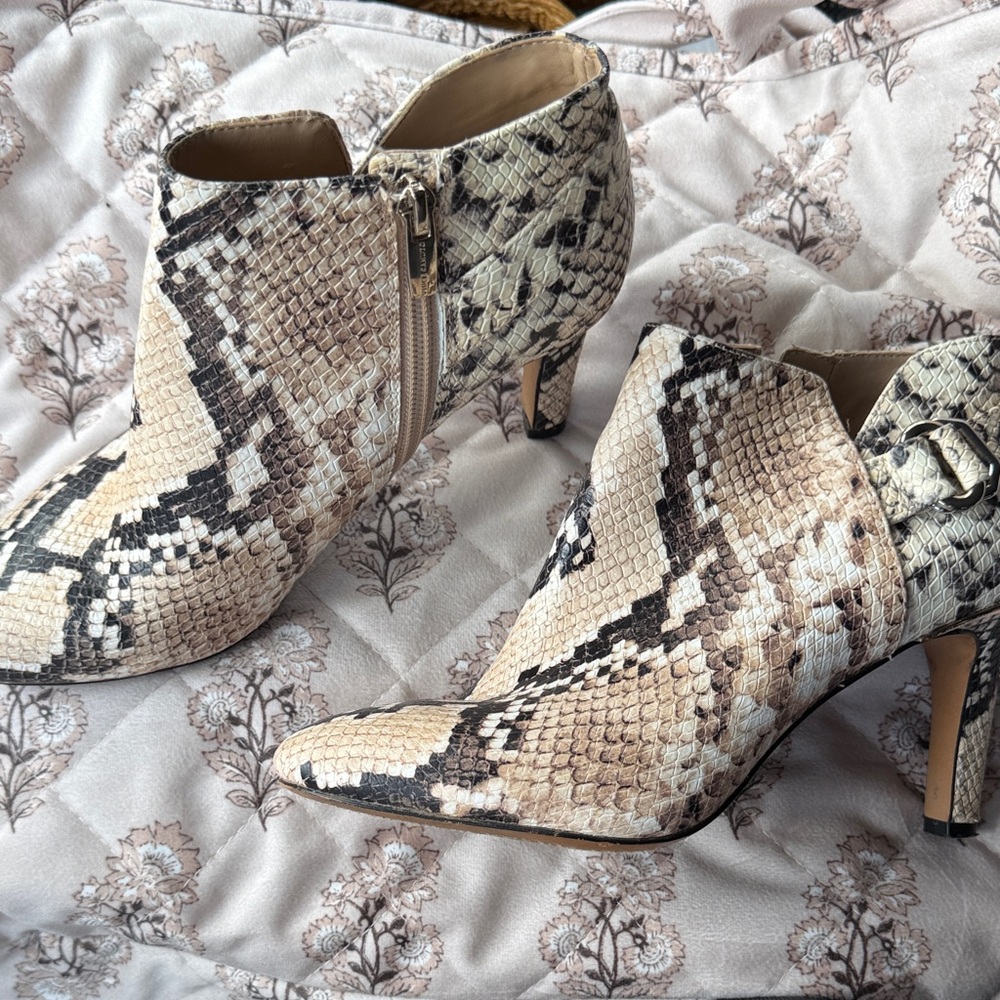 Vince Camuto Beige and Black Snakeskin Ankle Booties